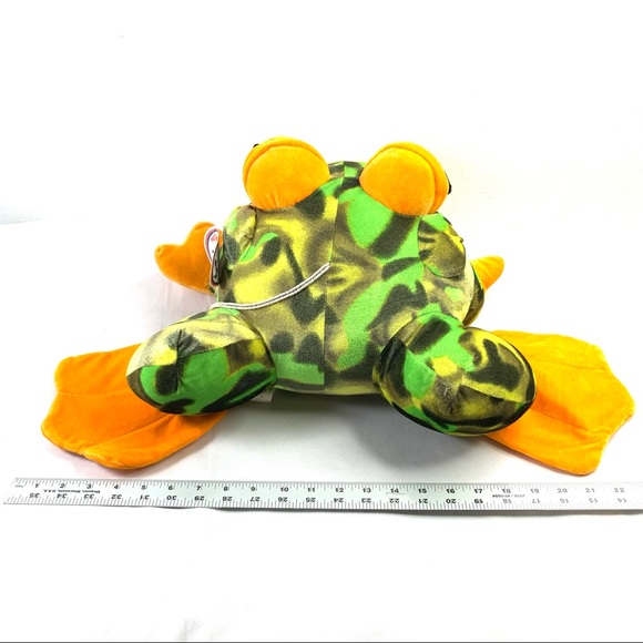 Best Made Toys Frog Plush Stuffed Animal. - Picture 5 of 12